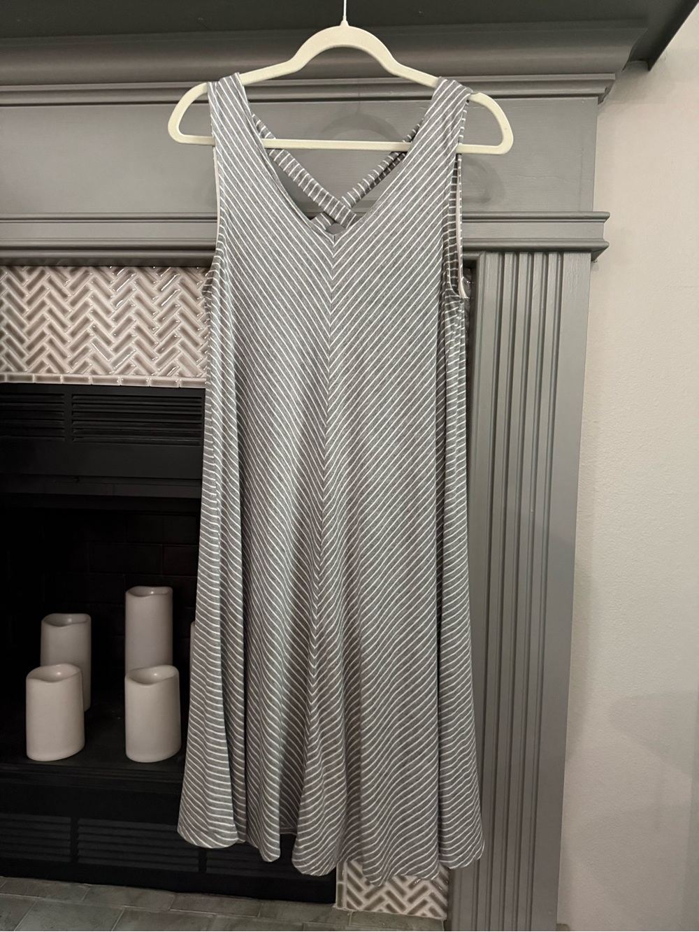 Sleeveless V-Neck Striped Midi Dress in Light Gray